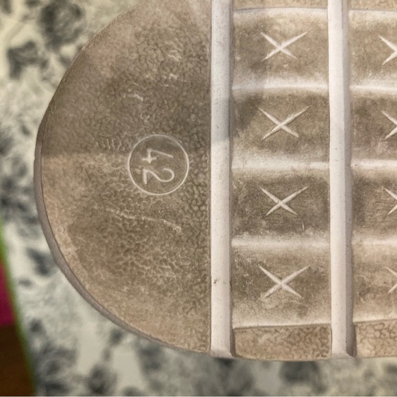 VOLKS WALKERS Sz 42 Sinop Leather Perforated Slip On Flats Loafers Shoes - Picture 9 of 11